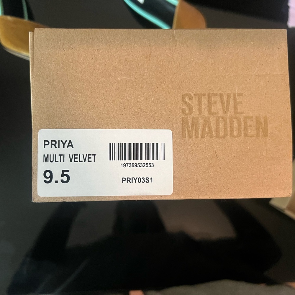 Steve Madden Priya Multi Velvet Shoes